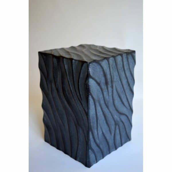Urn 2